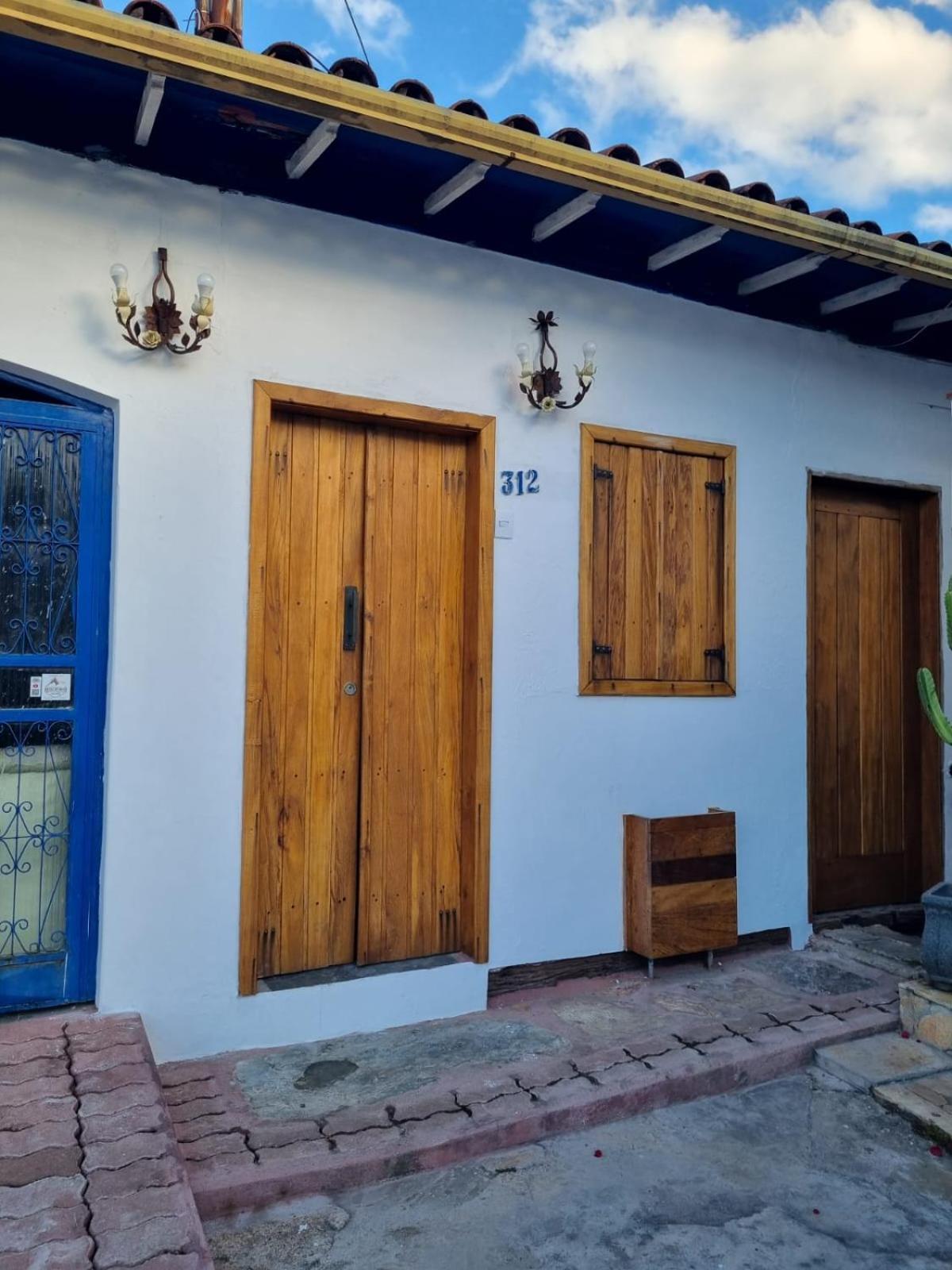 Pousada Casa Da Cintia Diamantina ภายนอก รูปภาพ